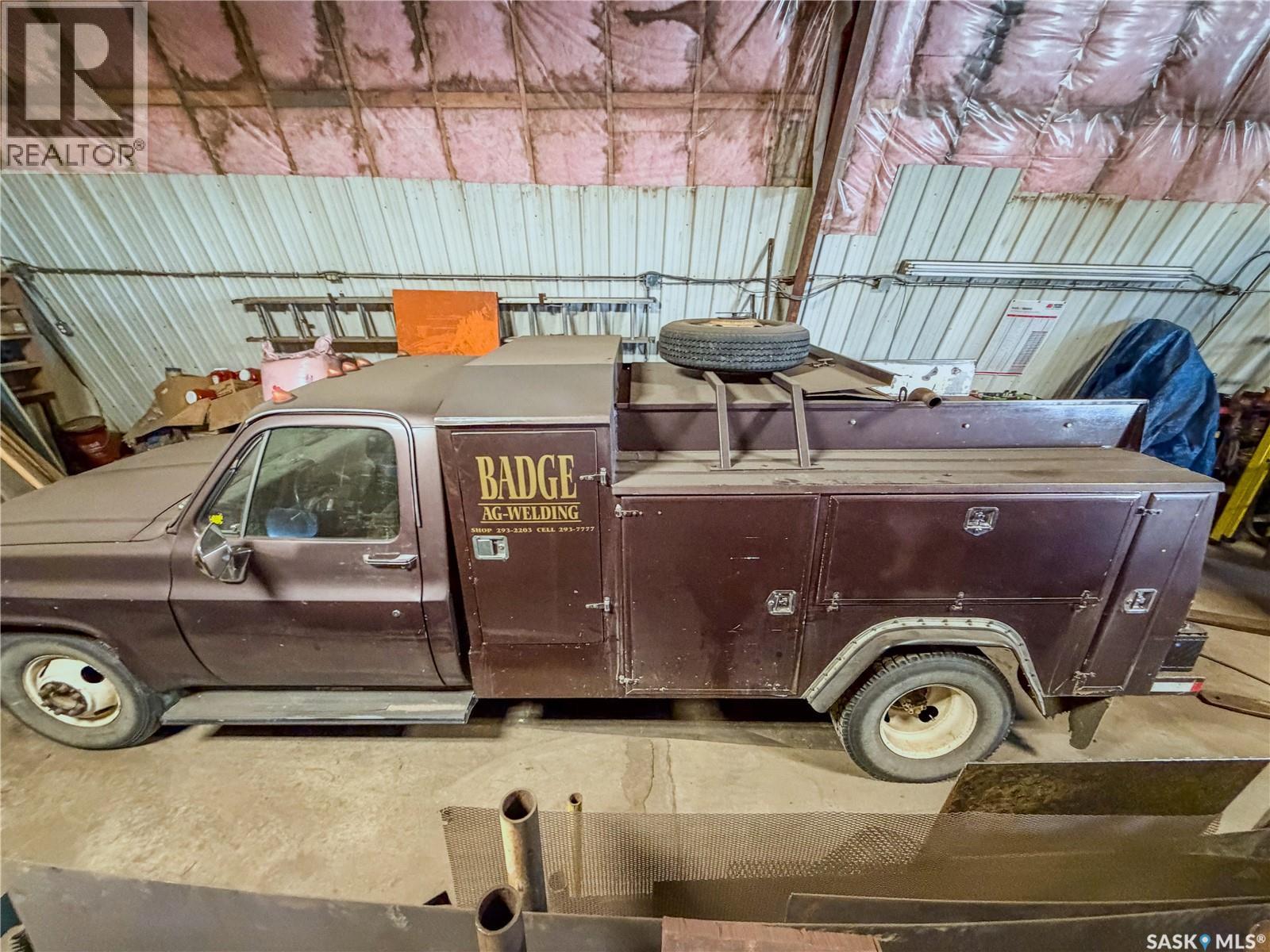 103 - 105 1st Avenue W, Climax, Saskatchewan  S0N 0N0 - Photo 2 - SK030013