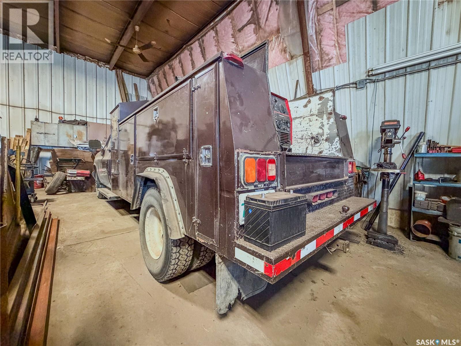 103 - 105 1st Avenue W, Climax, Saskatchewan  S0N 0N0 - Photo 3 - SK030013