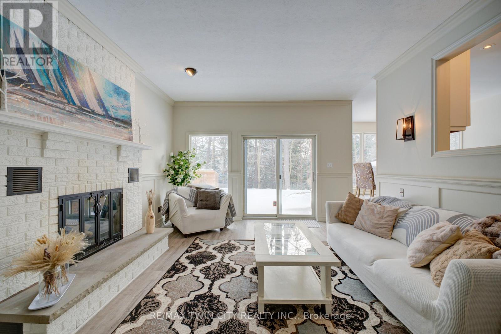 9 Scarfe Gardens, Brantford, Ontario  N3T 6B2 - Photo 14 - X12866212