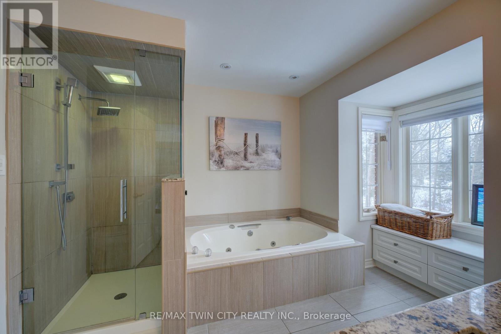 9 Scarfe Gardens, Brantford, Ontario  N3T 6B2 - Photo 23 - X12866212