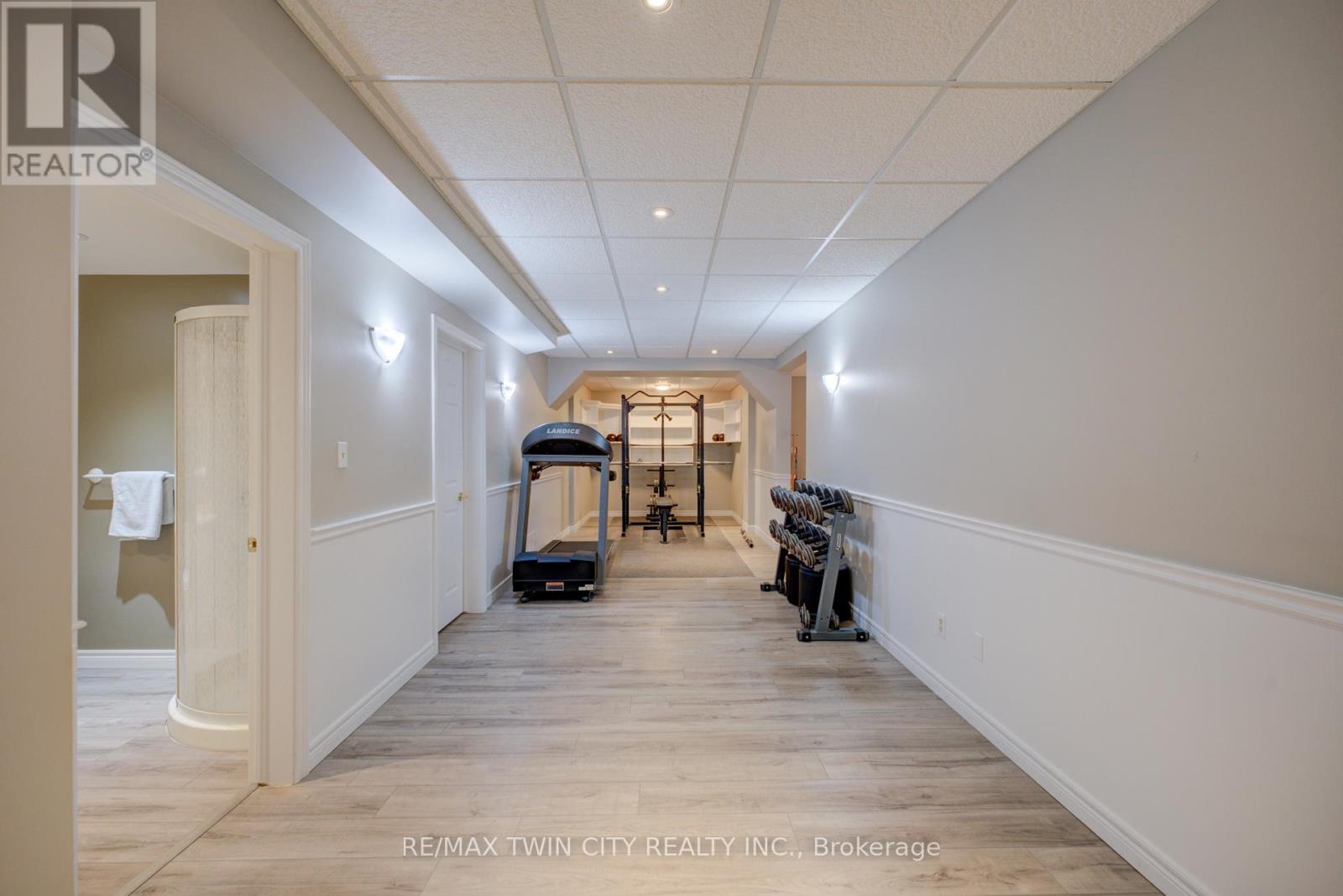 9 Scarfe Gardens, Brantford, Ontario  N3T 6B2 - Photo 36 - X12866212