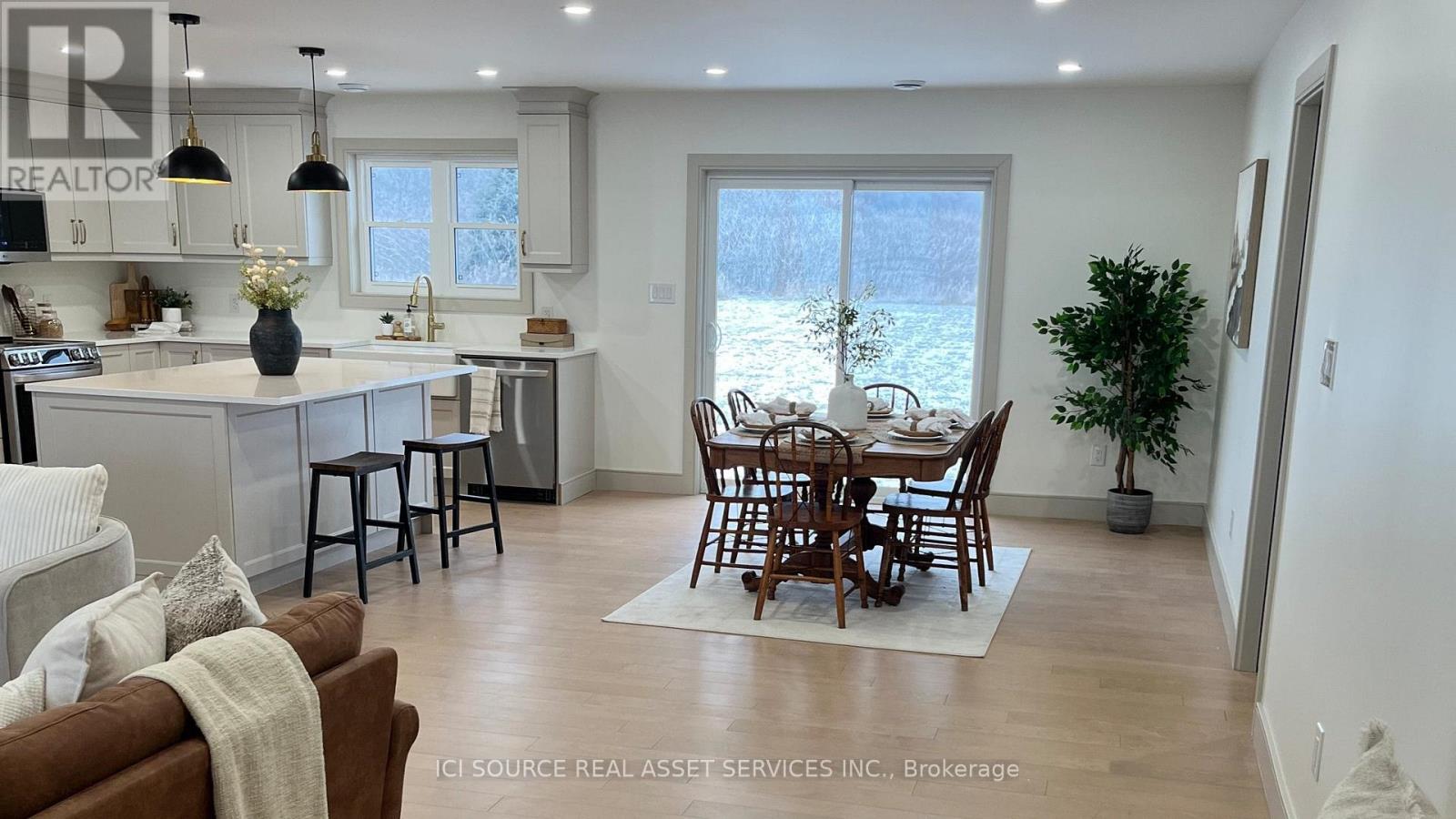 2206 SANDS ROAD, Frontenac, Ontario