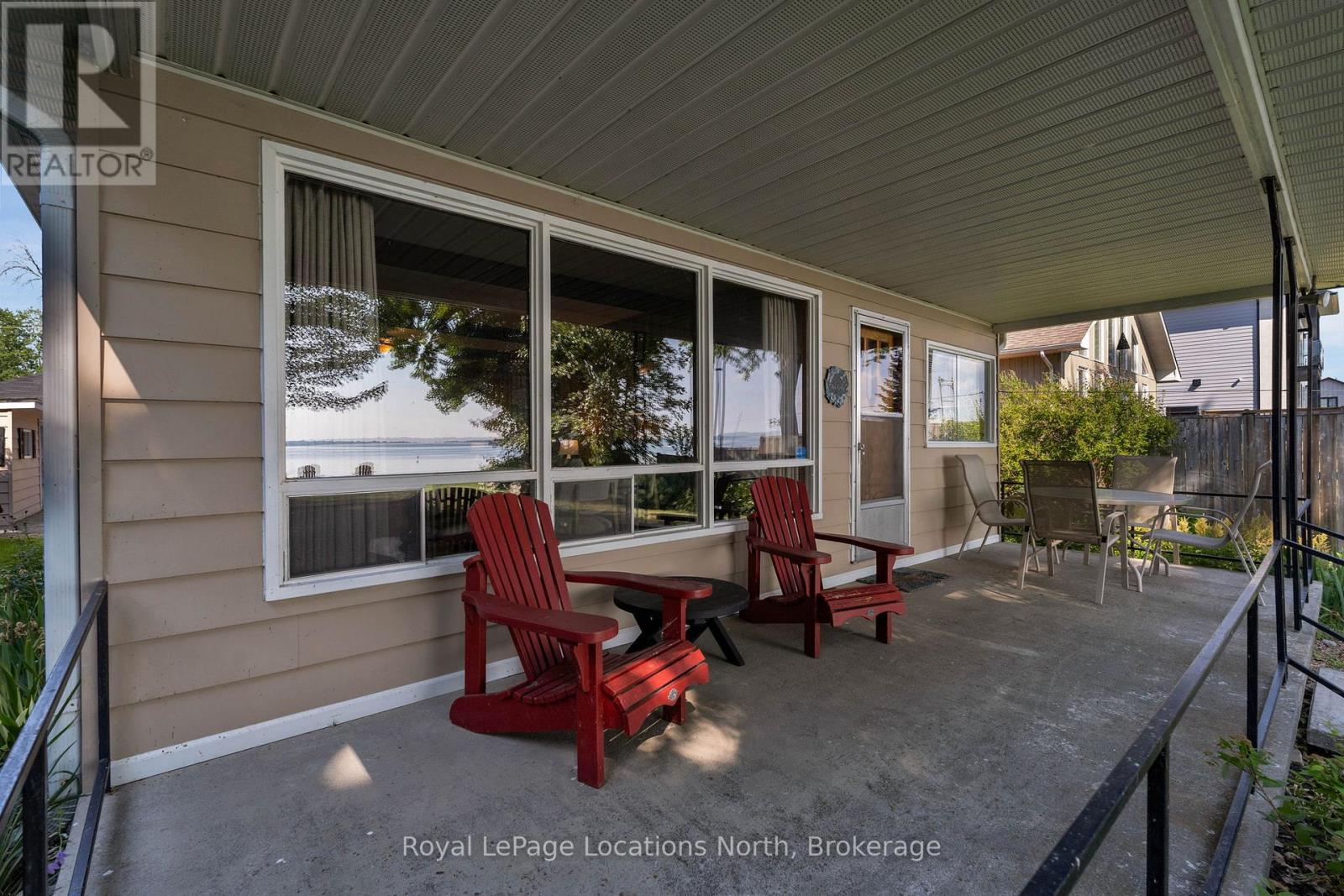 297 Beach Road, Innisfil, Ontario  L0L 1R0 - Photo 26 - N12314196