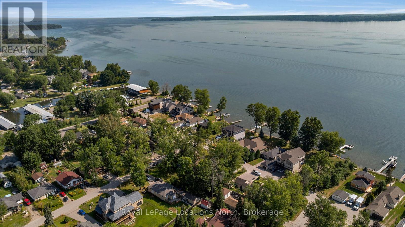 297 Beach Road, Innisfil, Ontario  L0L 1R0 - Photo 39 - N12314196