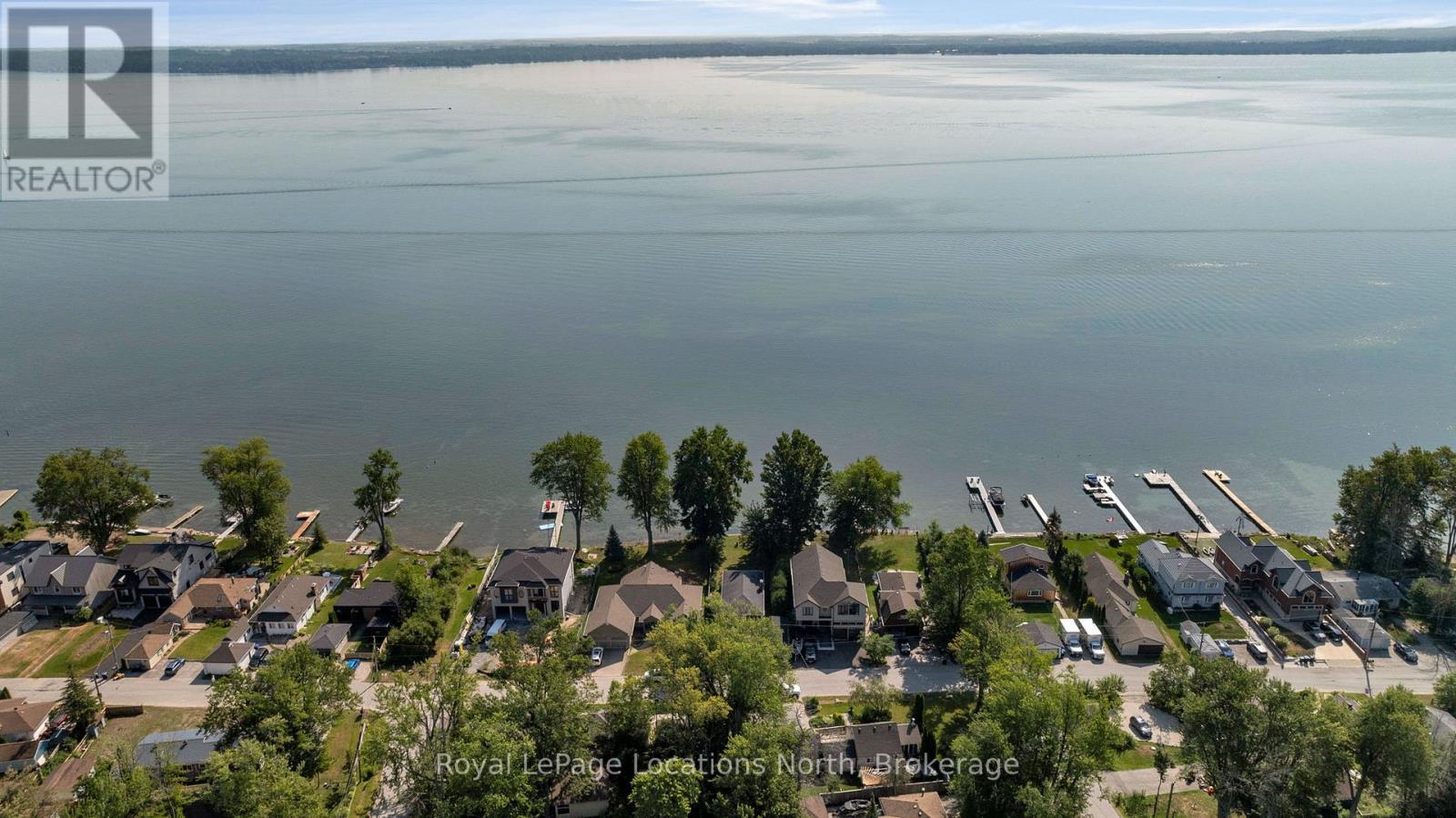 297 Beach Road, Innisfil, Ontario  L0L 1R0 - Photo 36 - N12314196