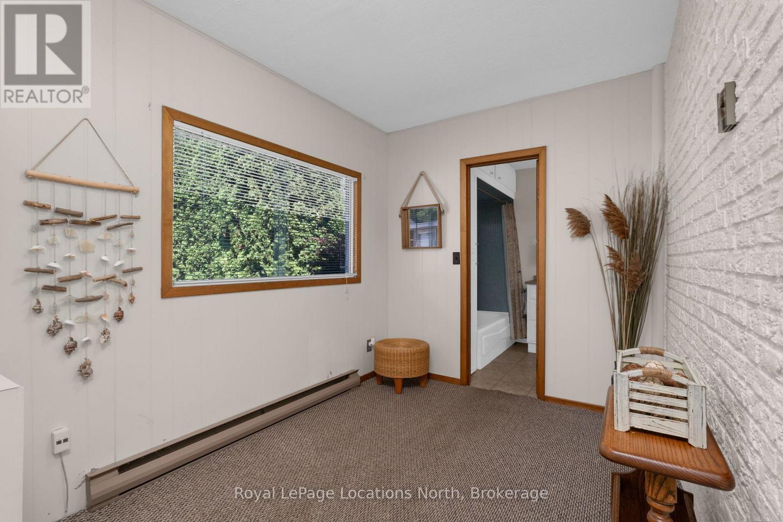 297 Beach Road, Innisfil, Ontario  L0L 1R0 - Photo 6 - N12314196