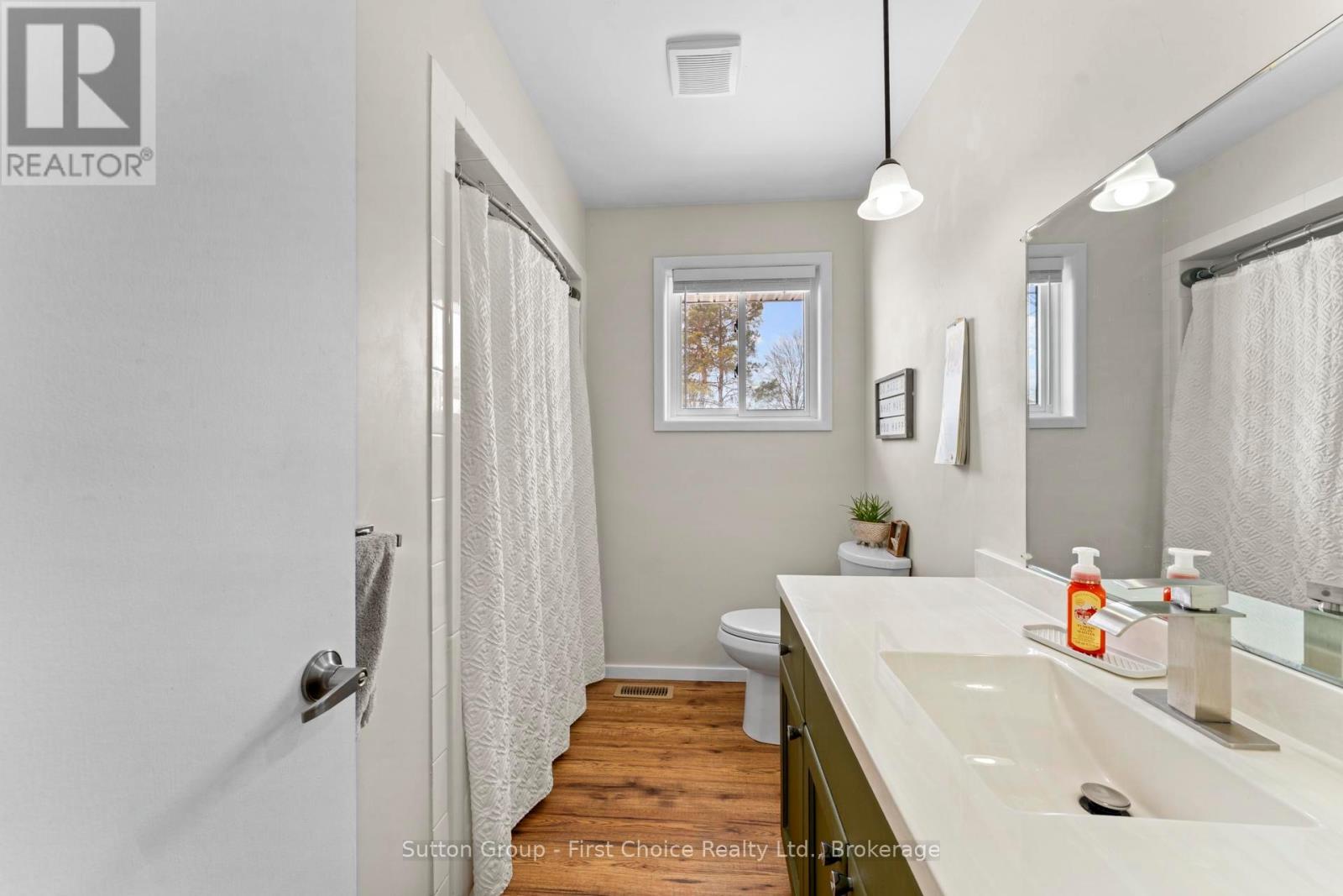 52 Water Street, Huron East, Ontario  N0K 1G0 - Photo 20 - X12843156