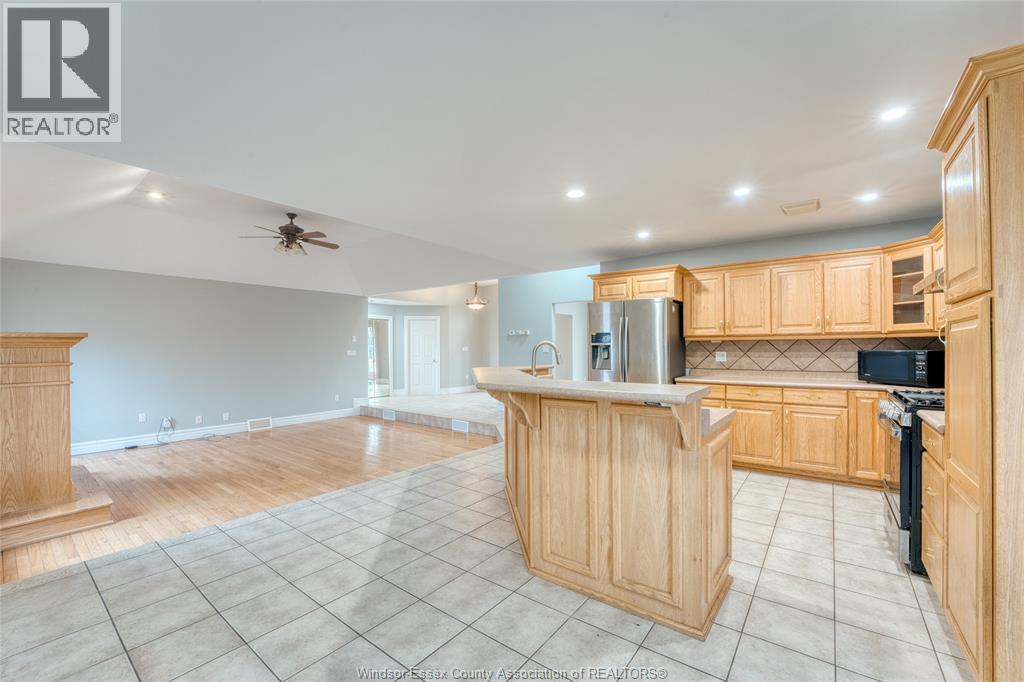 6105 Rizzo Nicola, Harrow, Ontario  N0R 1G0 - Photo 18 - 26004616