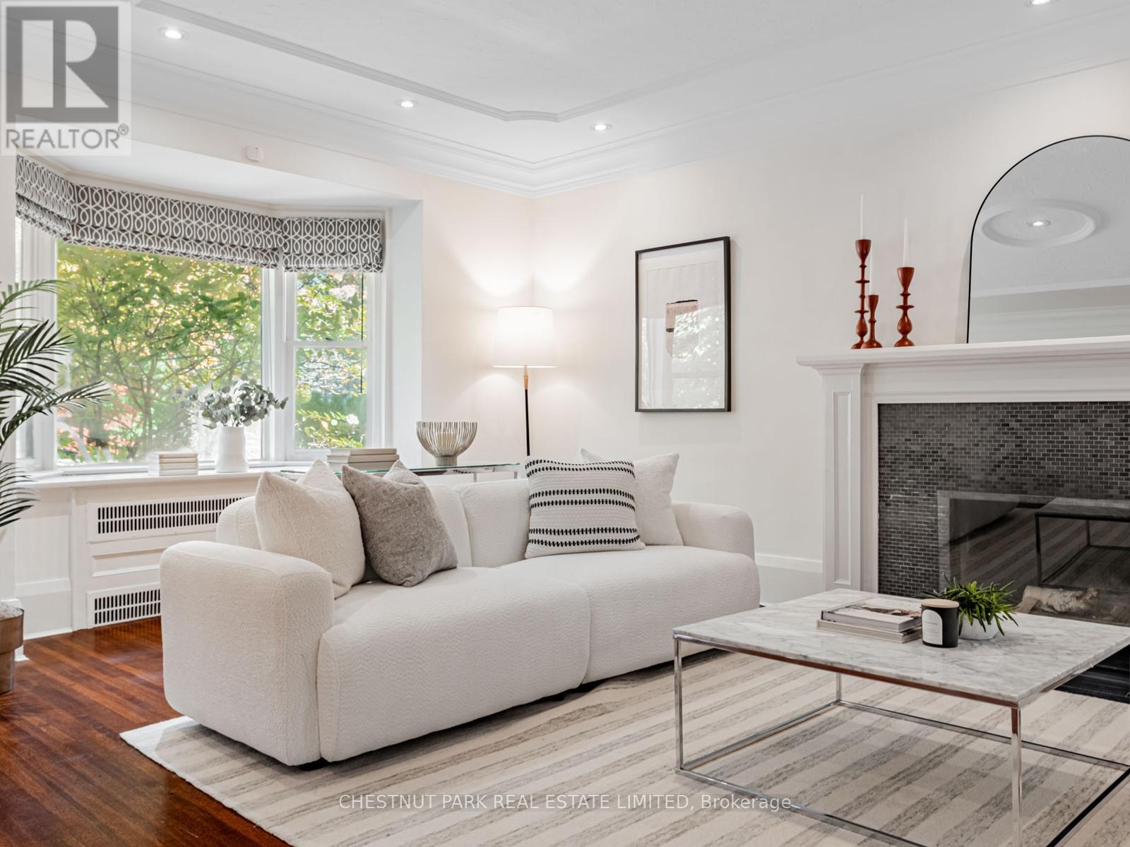 21 Cortleigh Boulevard, Toronto, Ontario  M4R 1K5 - Photo 9 - C12712984