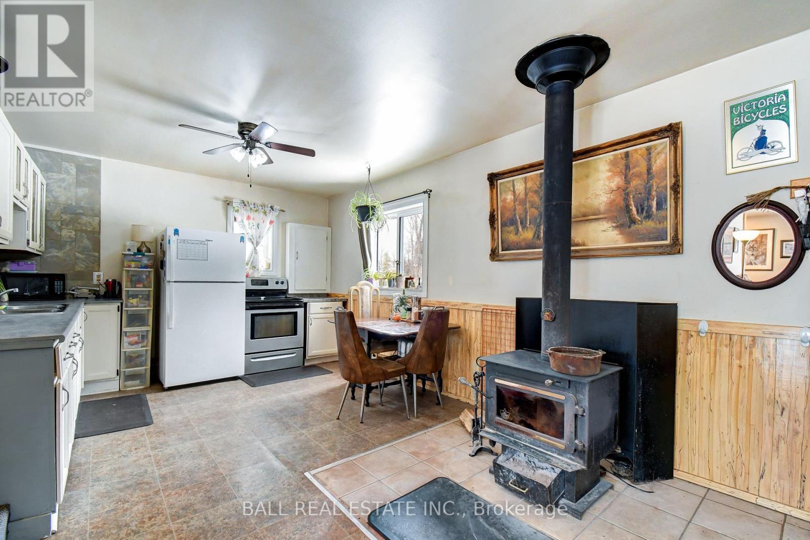 18610 Highway 62 N, Tudor And Cashel, Ontario  K0K 1Y0 - Photo 11 - X12835148