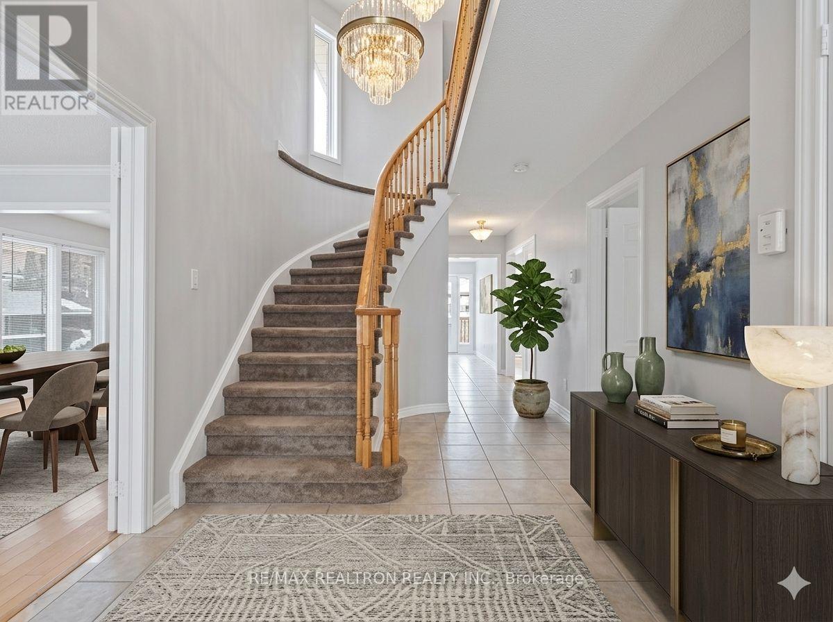 115 James Street, Barrie, Ontario  L4N 6Y1 - Photo 4 - S12807524