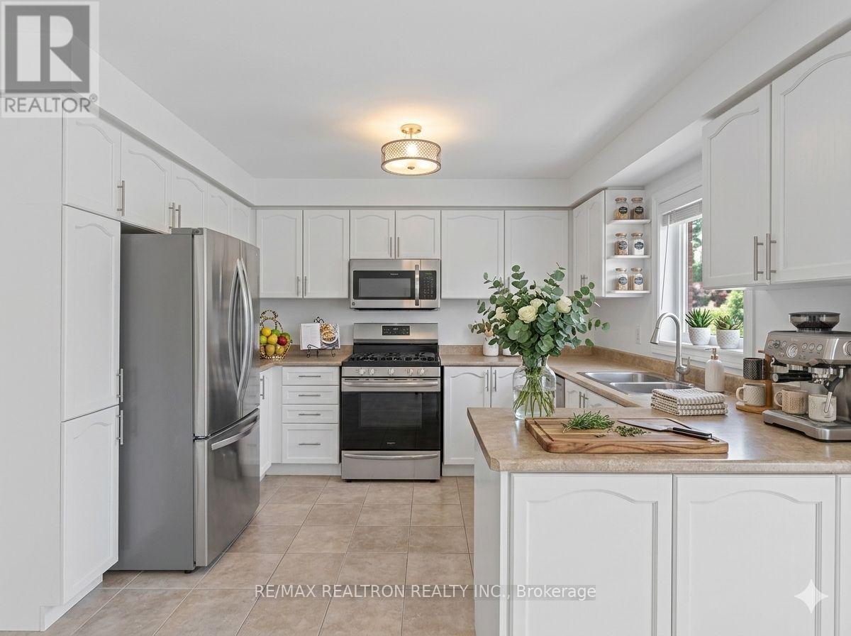 115 James Street, Barrie, Ontario  L4N 6Y1 - Photo 8 - S12807524