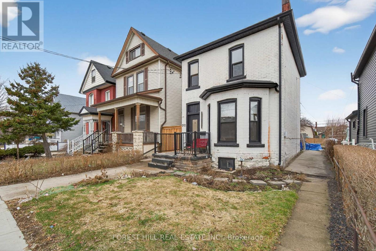 212 Gibson Avenue, Hamilton, Ontario  L8L 6K1 - Photo 3 - X12864148