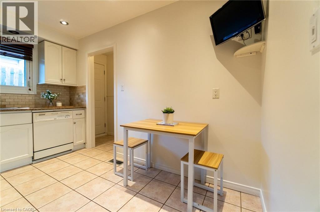 9 Ambrose Avenue, Hamilton, Ontario  L8K 5N8 - Photo 13 - 40810477