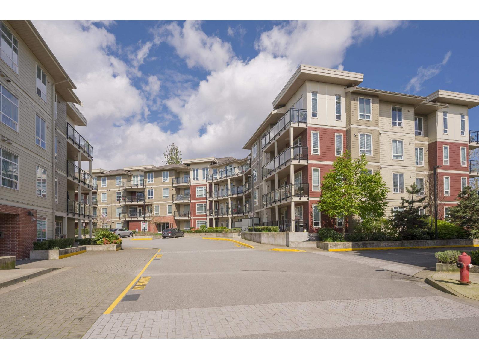 D405 20211 66 AVENUE, Langley, British Columbia