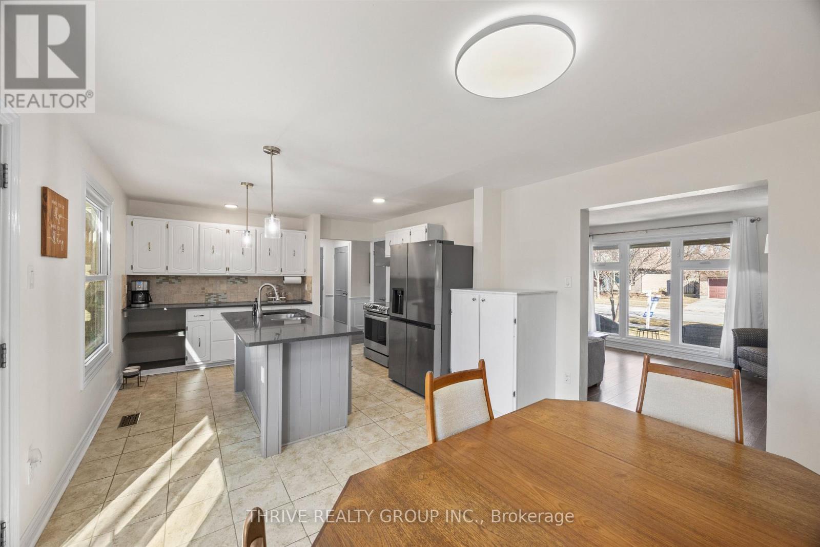 931 Farnham Road, London South, Ontario  N6K 1S2 - Photo 9 - X12866402