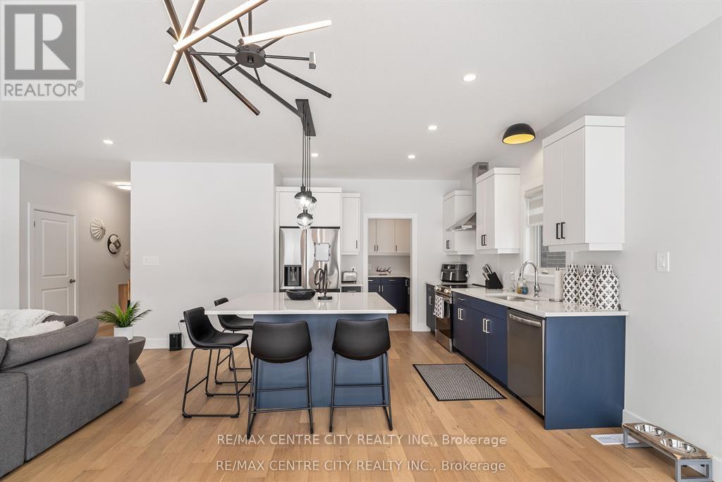 1362 Bush Hill Link Drive, London North, Ontario  N6G 0X6 - Photo 12 - X12866546