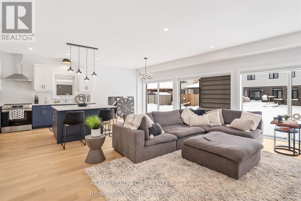 1362 Bush Hill Link Drive, London North, Ontario  N6G 0X6 - Photo 5 - X12866546