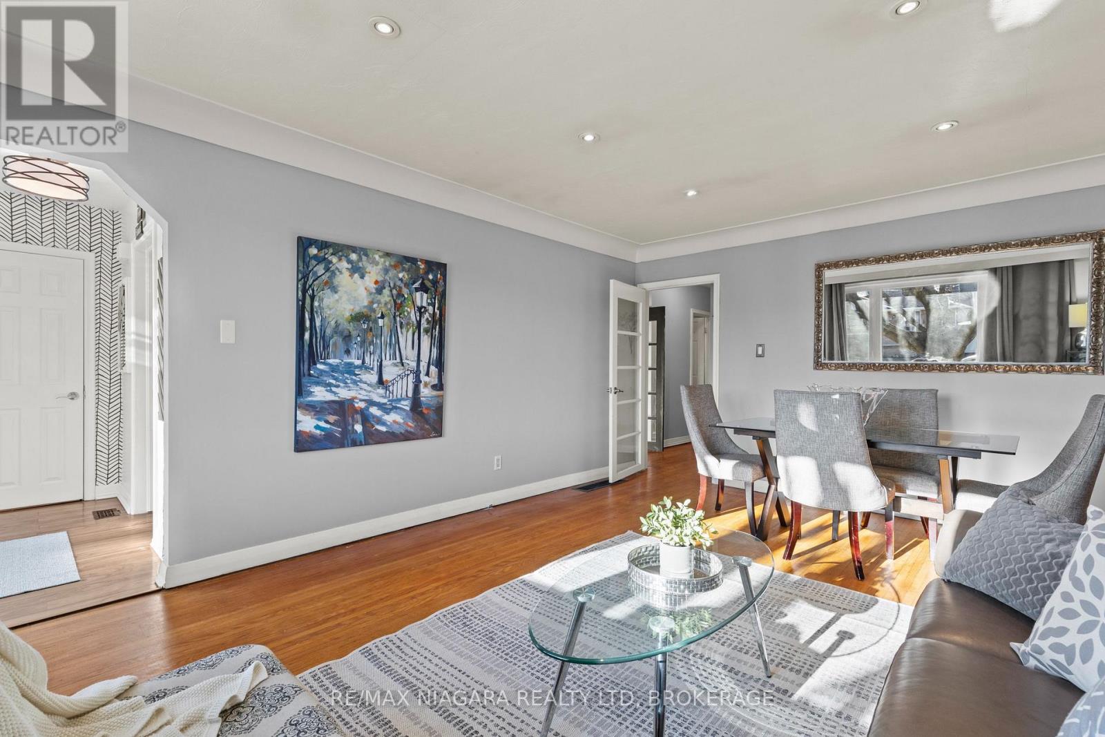 96 Terrace Drive, Hamilton, Ontario  L9A 2Y6 - Photo 11 - X12862314