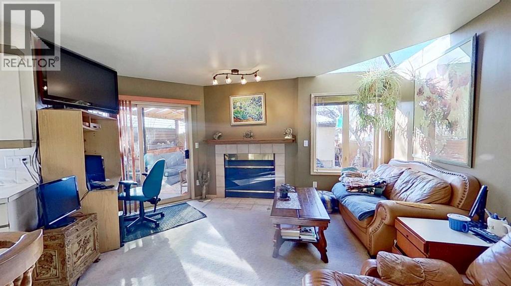 2219 Westmount Road Nw, Calgary, Alberta  T2N 3N5 - Photo 6 - A2288897