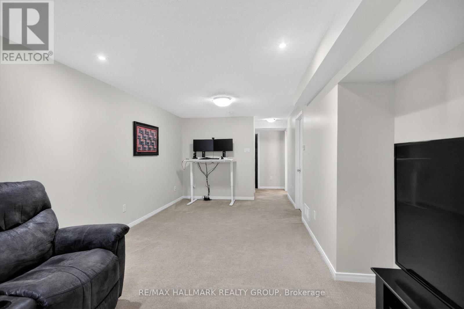 749 Oakglade Avenue, Ottawa, Ontario  K2M 0B5 - Photo 20 - X12866484