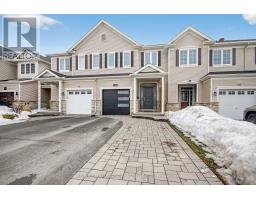 749 OAKGLADE AVENUE, Ottawa, Ontario