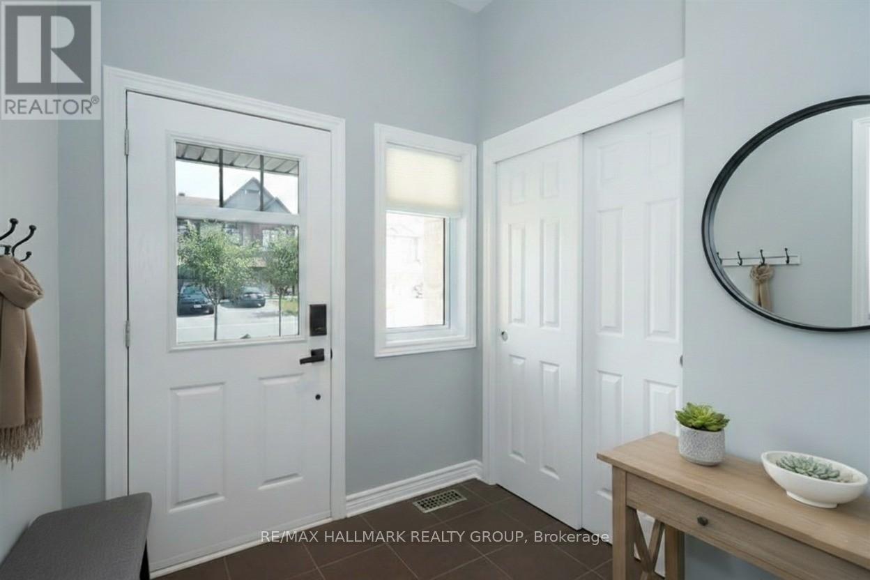 659 Petrichor Crescent, Ottawa, Ontario  K4A 0Y4 - Photo 3 - X12866570