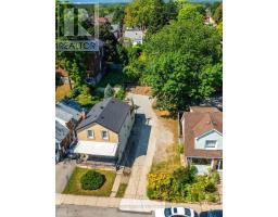 153 STRATHCONA AVENUE N, Hamilton, Ontario