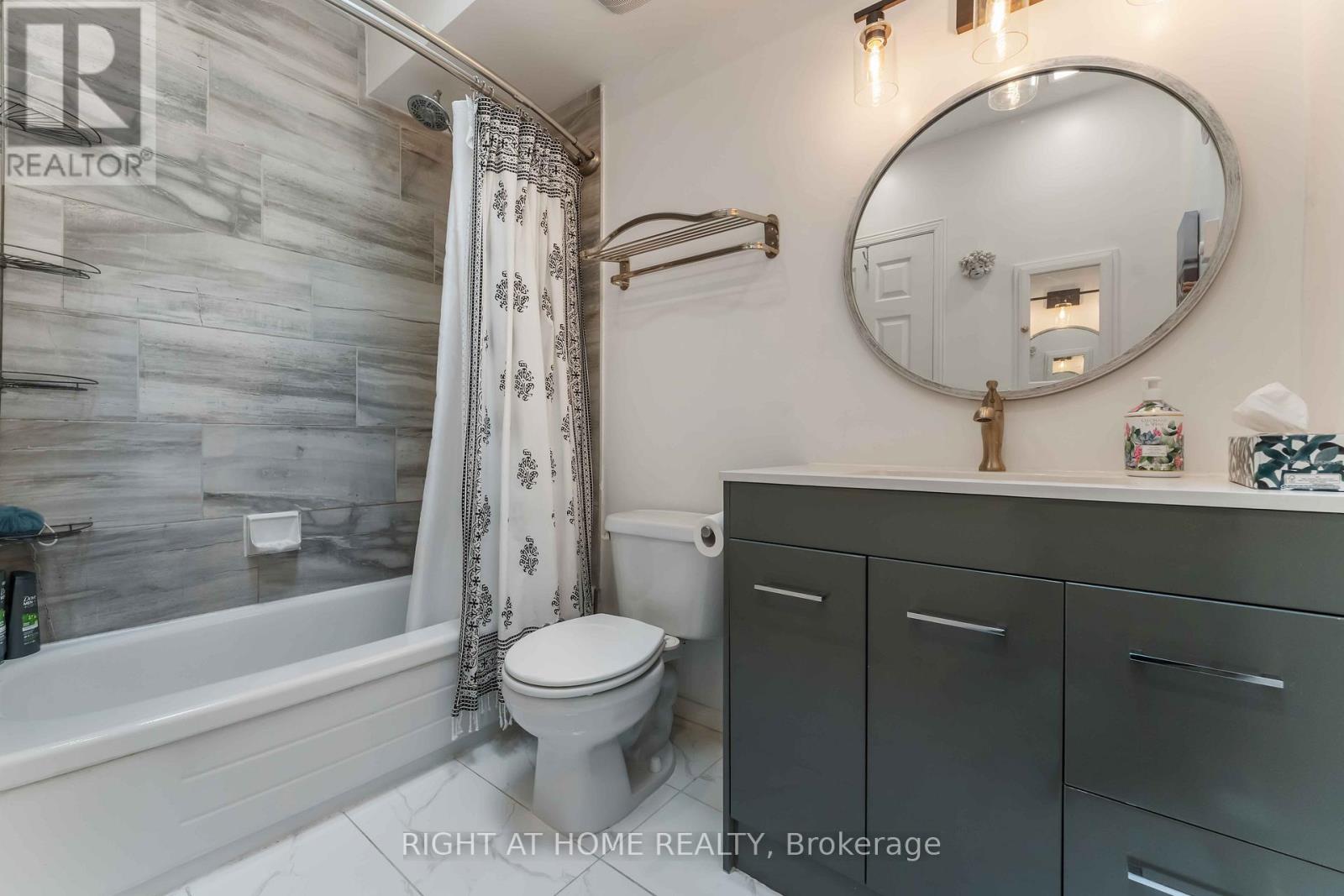 6 - 2 Columbus Avenue, Ottawa, Ontario  K1K 1R3 - Photo 17 - X12865634