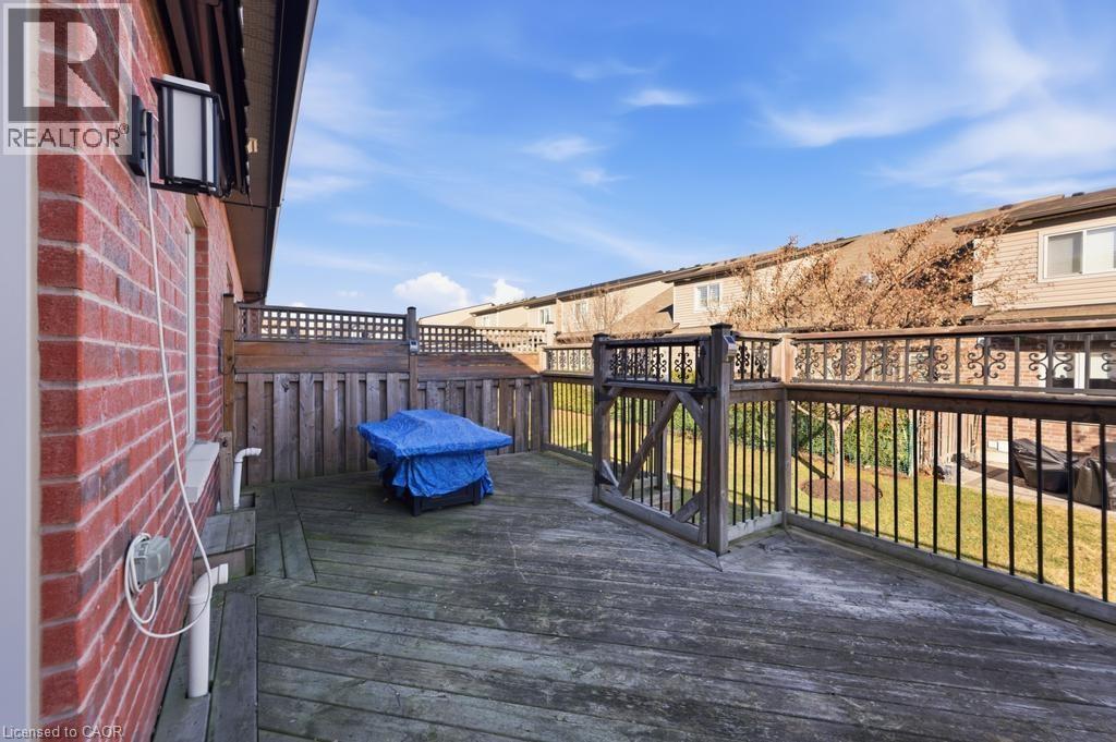 53 Redfern Avenue Unit# 27, Hamilton, Ontario  L9C 0E2 - Photo 22 - 40811066