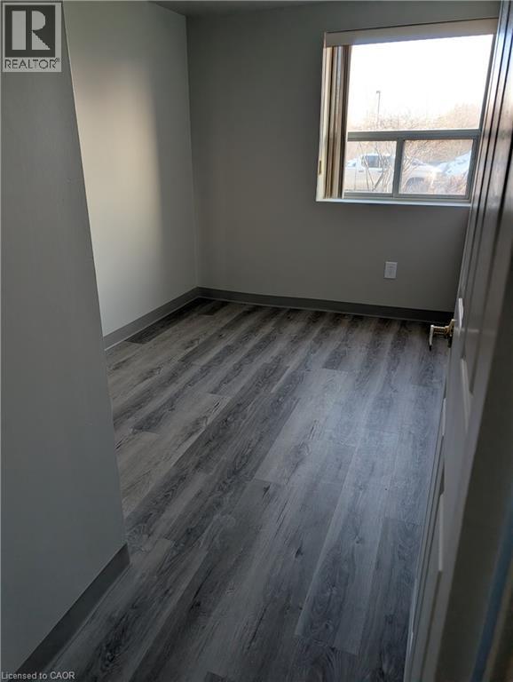 736 Old Albert Street Unit# 103, Waterloo, Ontario  N2L 6R4 - Photo 8 - 40810942
