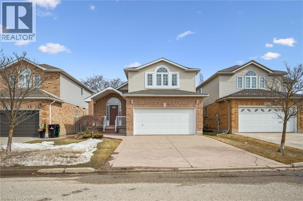 6 Keller Crescent, Kitchener, Ontario  N2N 3M7 - Photo 2 - 40810303