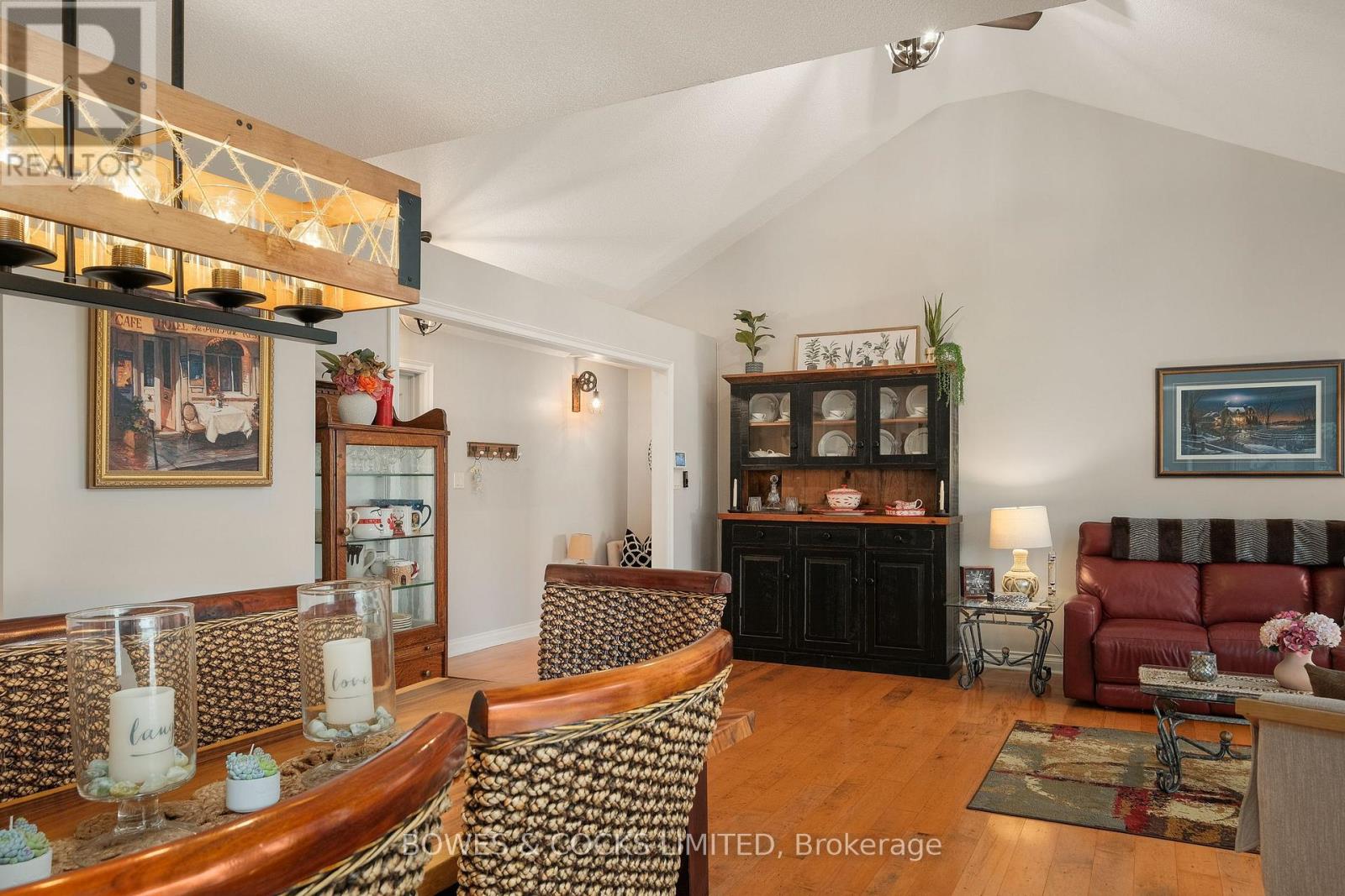 1 Lawson Court, Kawartha Lakes, Ontario  K0L 2W0 - Photo 4 - X12428546