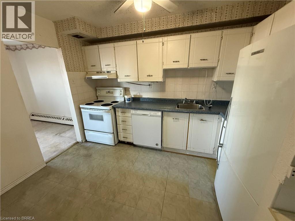 640 West Street Unit# 1009, Brantford, Ontario  N3R 6M3 - Photo 4 - 40803482