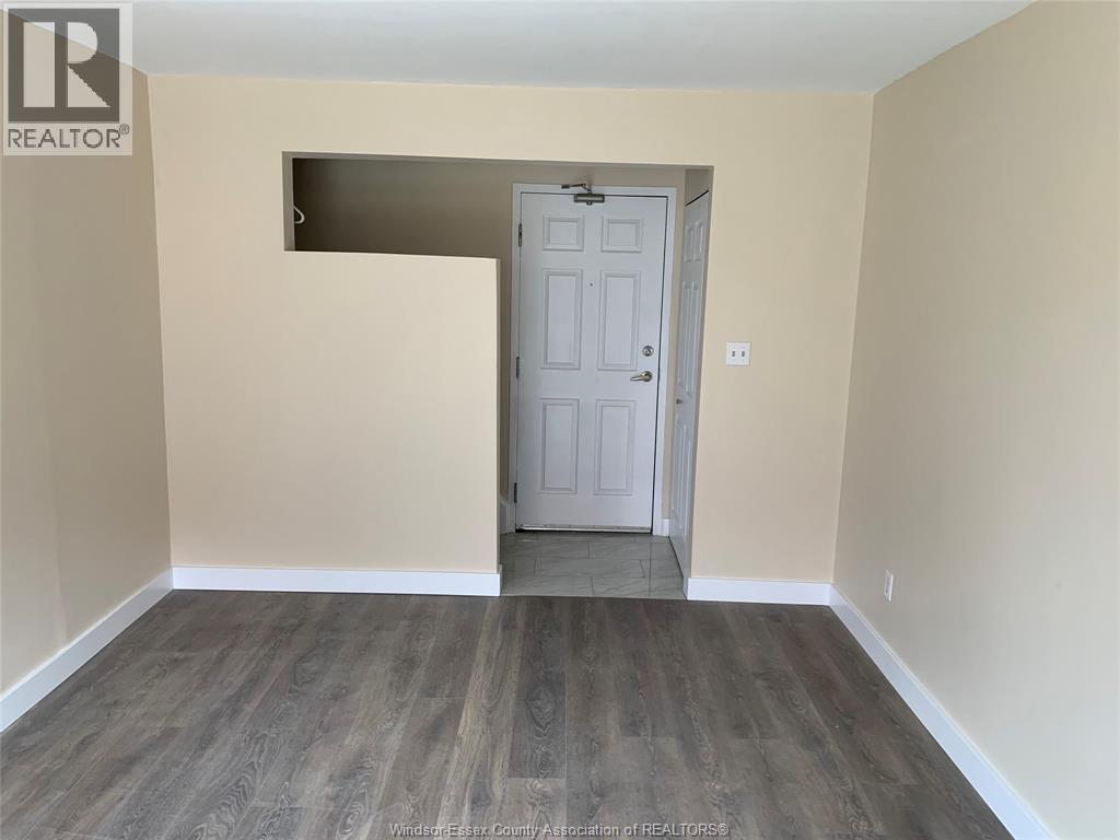 2630 Columbia Court Unit# 10, Windsor, Ontario  N9E 1B1 - Photo 3 - 26004978