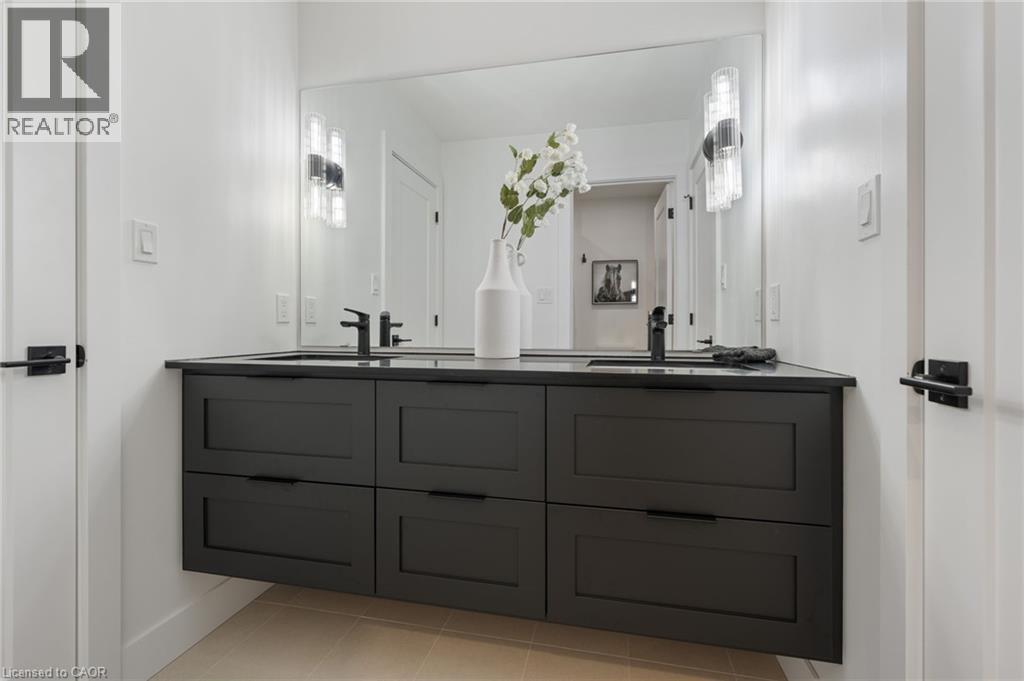 12 Macneil Court, Port Burwell, Ontario  N0J 1T0 - Photo 26 - 40801745