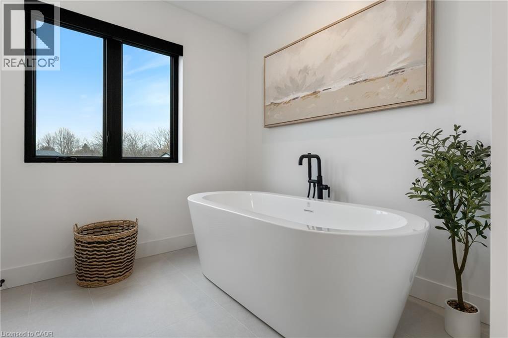 12 Macneil Court, Port Burwell, Ontario  N0J 1T0 - Photo 33 - 40801745