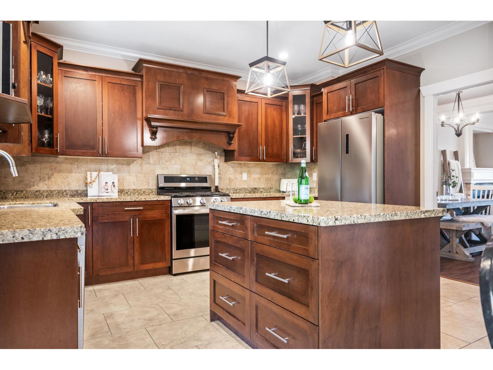 21027 83a Avenue, Langley, British Columbia  V2Y 0C1 - Photo 7 - R3097436