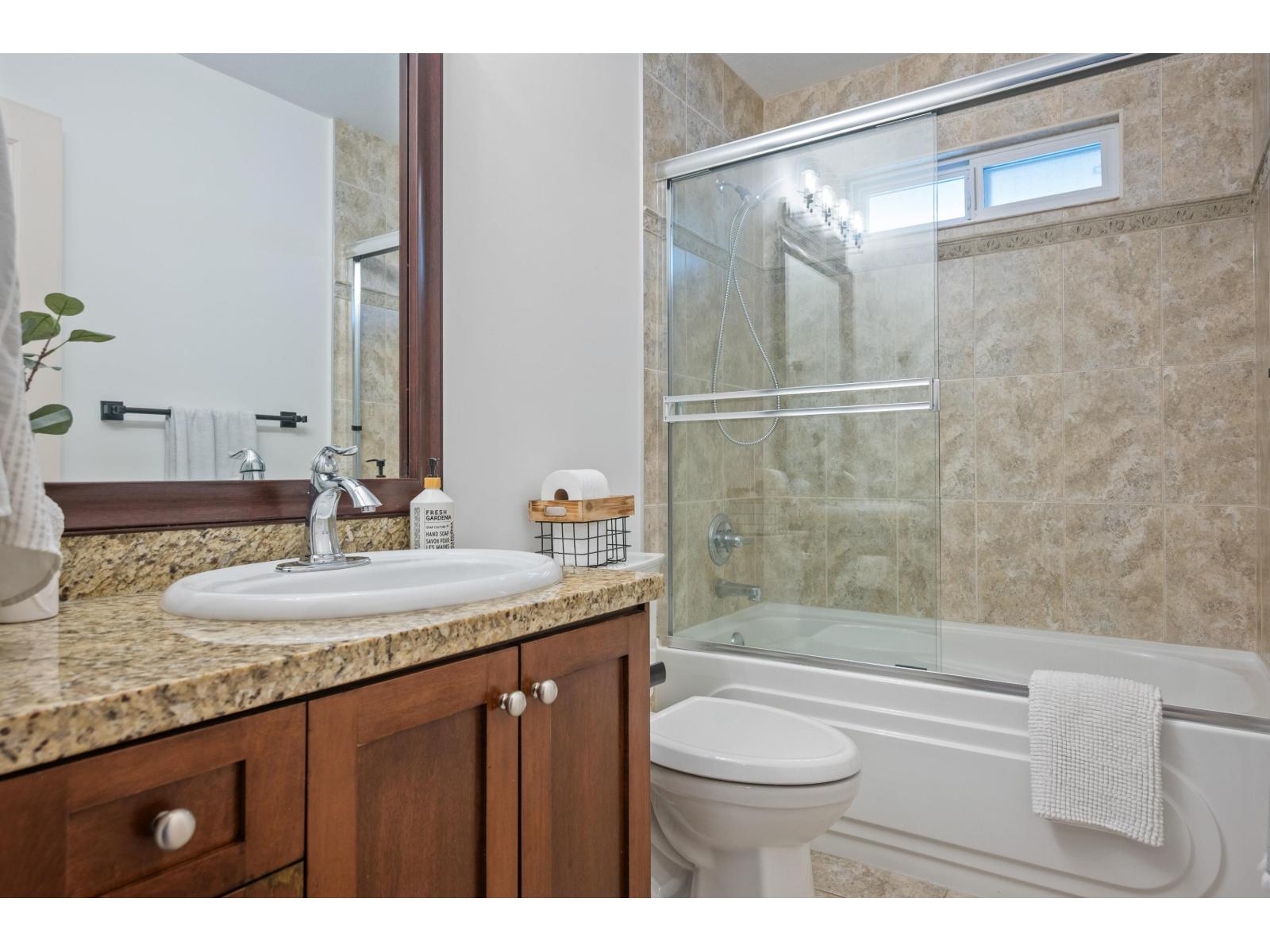 21027 83a Avenue, Langley, British Columbia  V2Y 0C1 - Photo 25 - R3097436