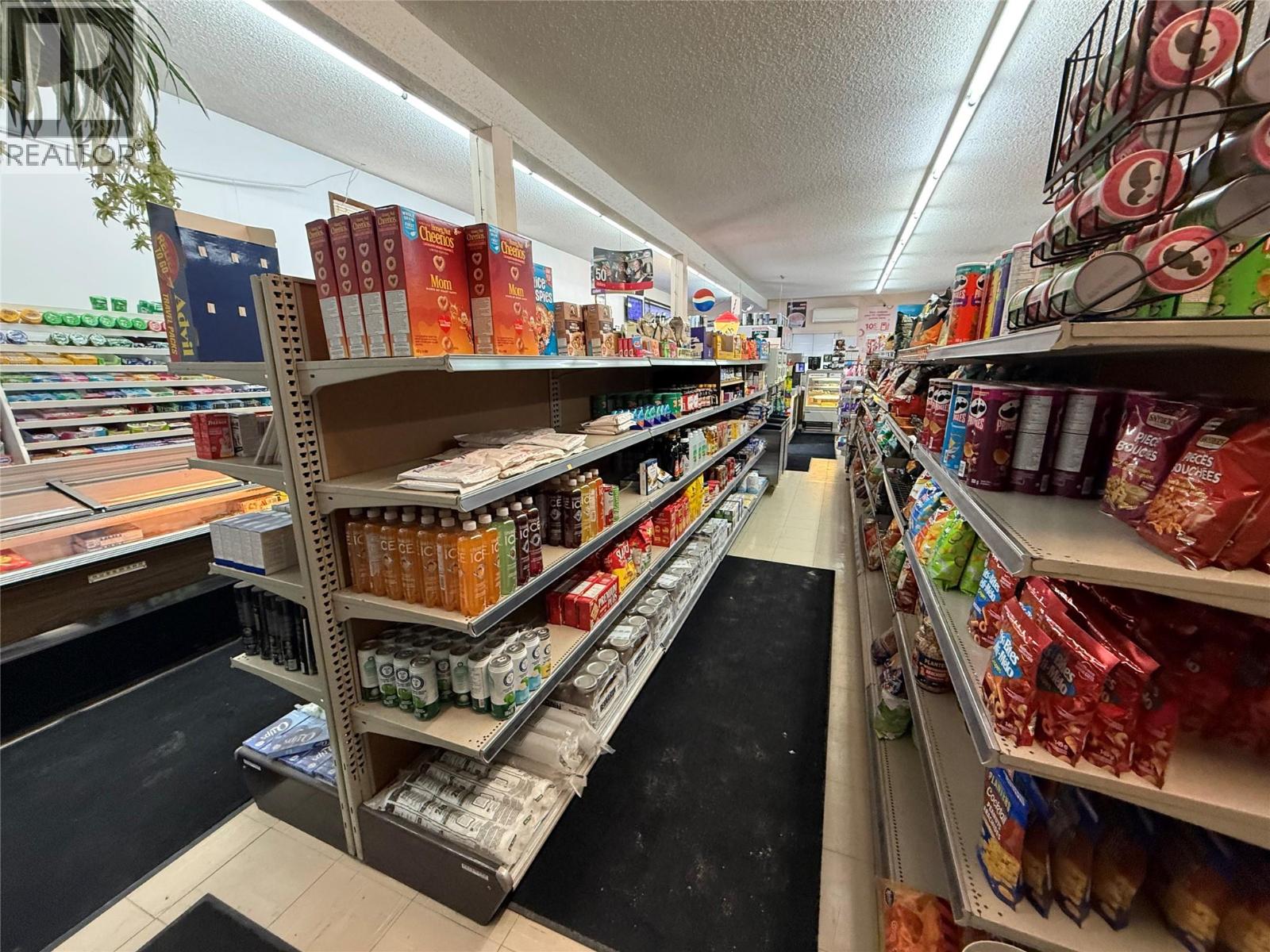 18 Ponderosa Avenue, Logan Lake, British Columbia  V0K 1W0 - Photo 11 - 10378060