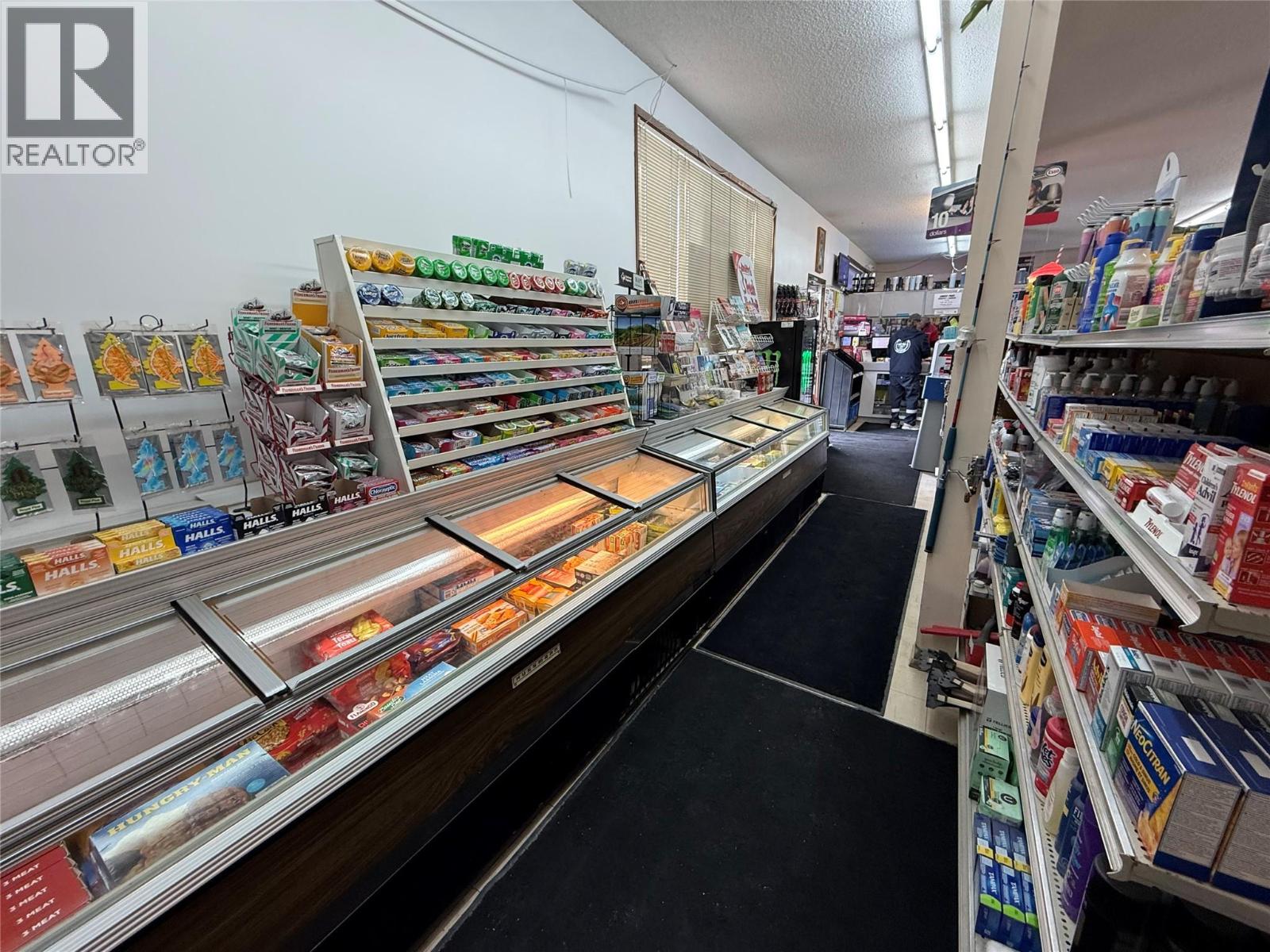 18 Ponderosa Avenue, Logan Lake, British Columbia  V0K 1W0 - Photo 12 - 10378060