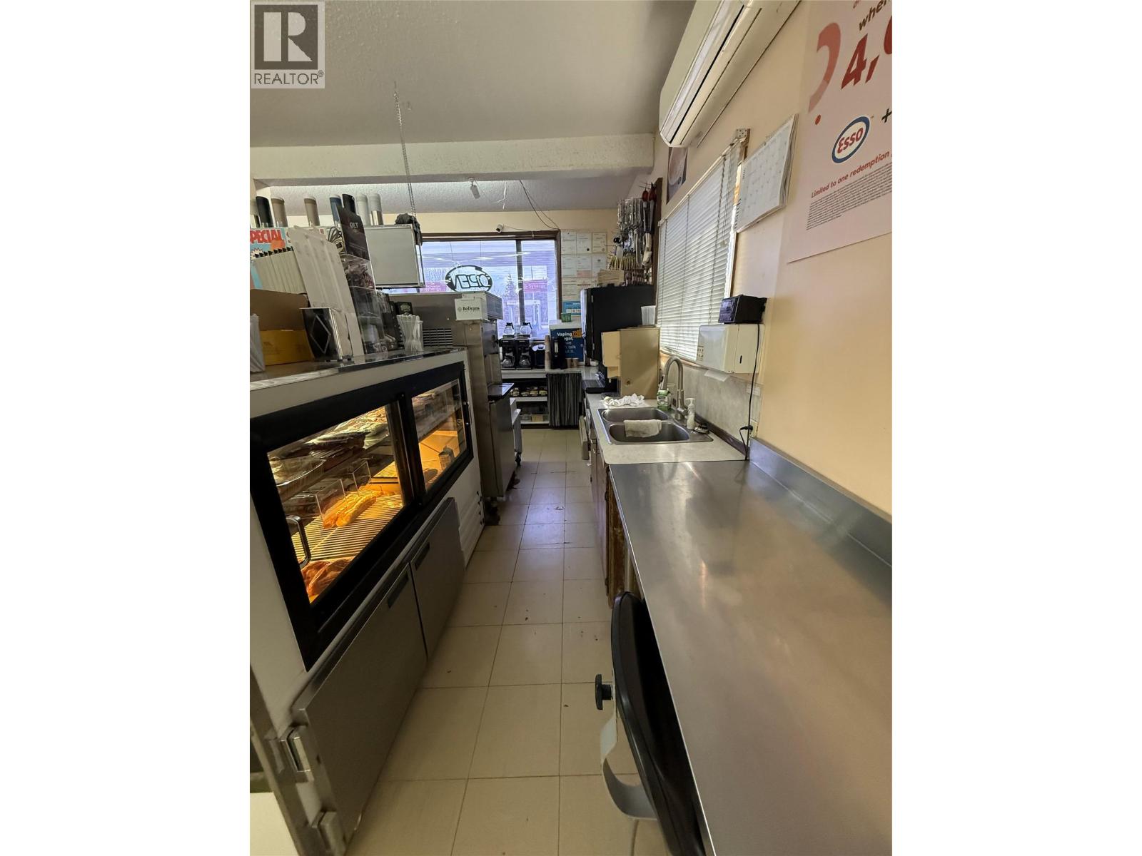 18 Ponderosa Avenue, Logan Lake, British Columbia  V0K 1W0 - Photo 9 - 10378060