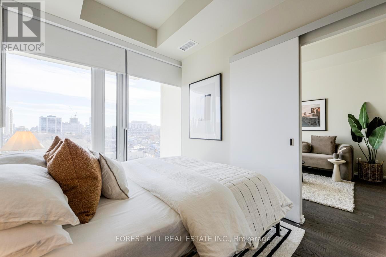 931 - 8 HILLSDALE AVENUE Toronto (Mount Pleasant West), ON M4S 0B2