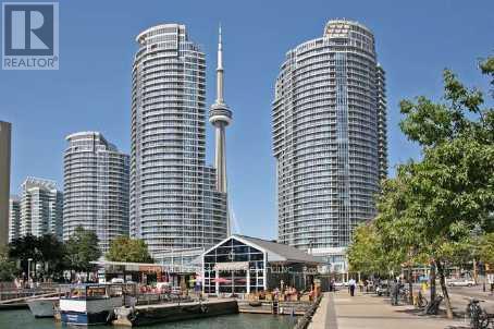 1709 - 208 QUEENS QUAY, Toronto, Ontario