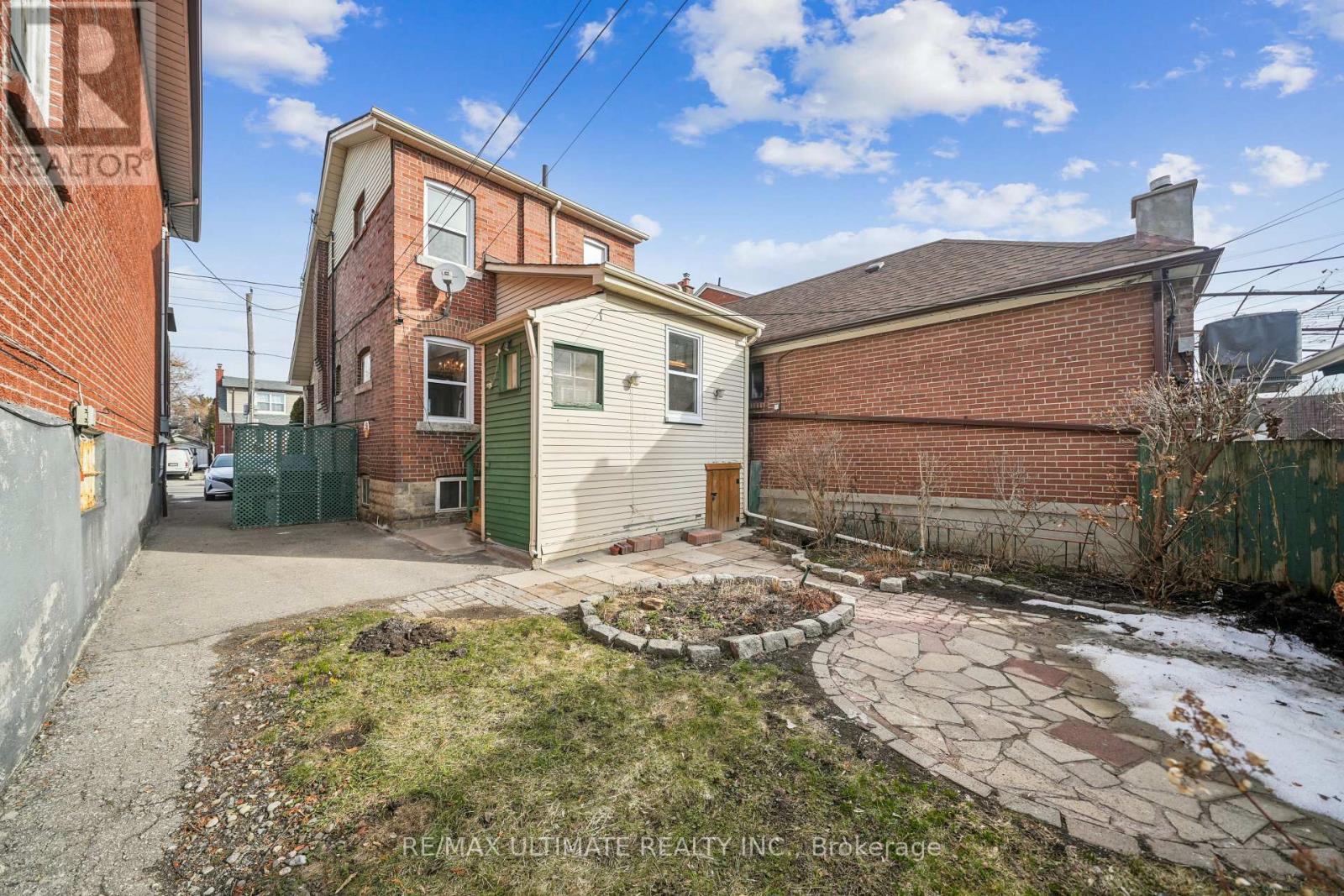 101 Rogers Road, Toronto, Ontario  M6E 1P4 - Photo 27 - C12866536