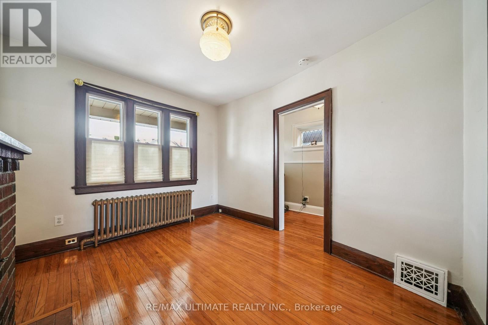 101 Rogers Road, Toronto, Ontario  M6E 1P4 - Photo 7 - C12866536