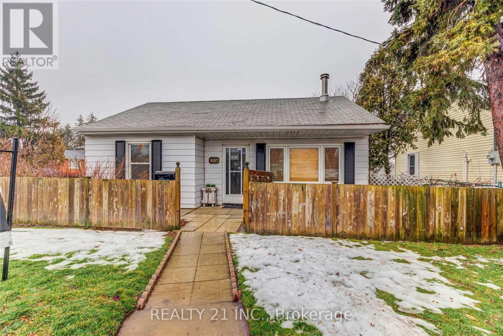 158 WESTBOURNE AVE AVENUE E, Toronto, Ontario