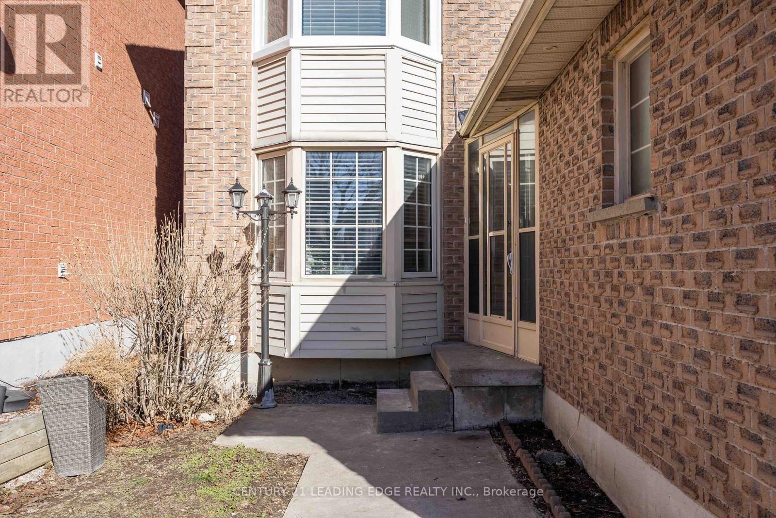 58 Grover Drive, Toronto, Ontario  M1C 4V7 - Photo 2 - E12866444