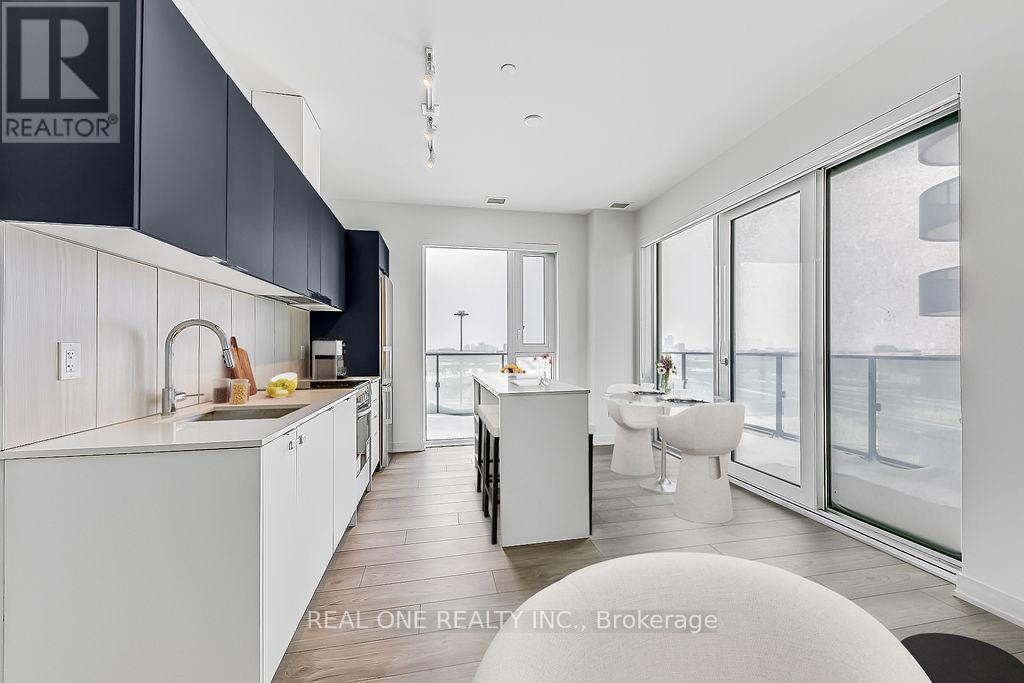 1012 - 8 Tippett Road, Toronto, Ontario  M3H 0E7 - Photo 12 - C12735280