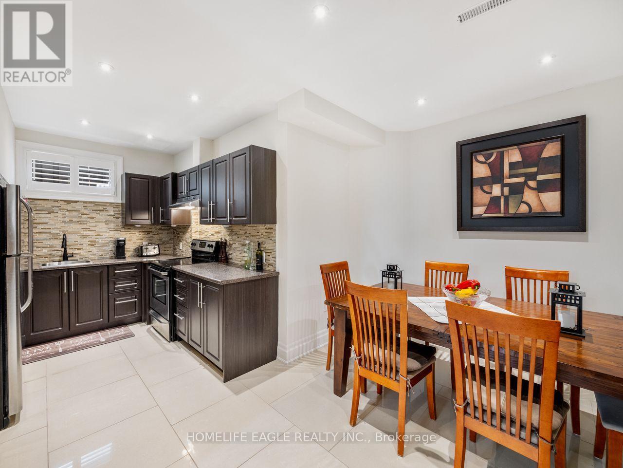 15 Eve Court, Bradford West Gwillimbury (Bradford), Ontario  L3Z 3H6 - Photo 15 - N12866424